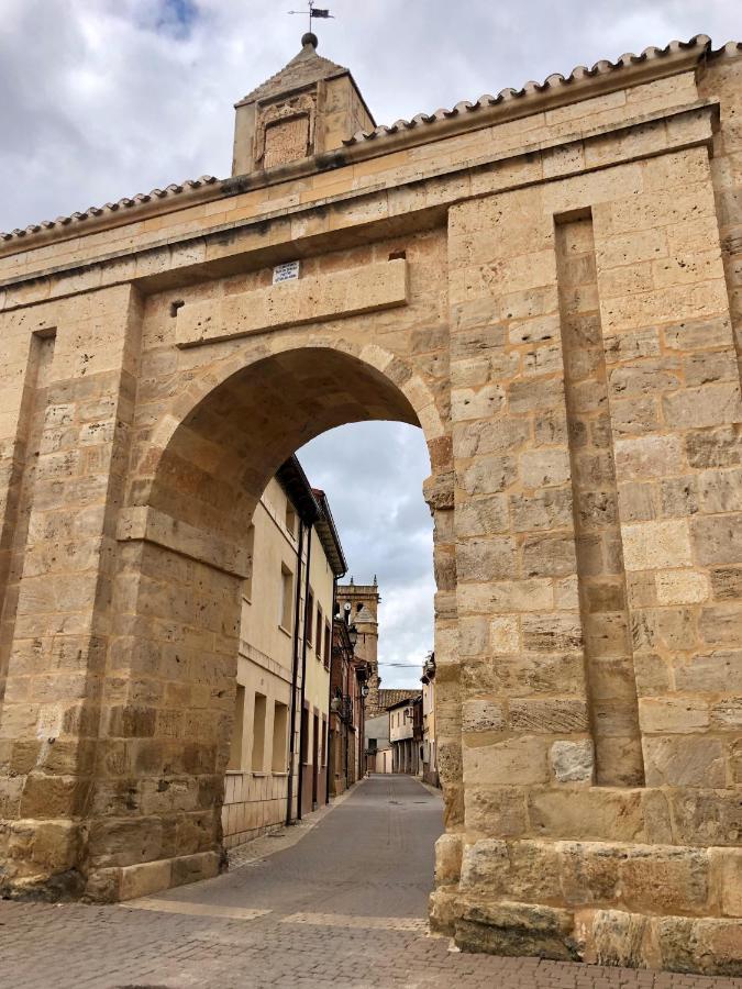 Apartamentos Ribera Del Duero Las Escuelas Vadocondes Exteriér fotografie