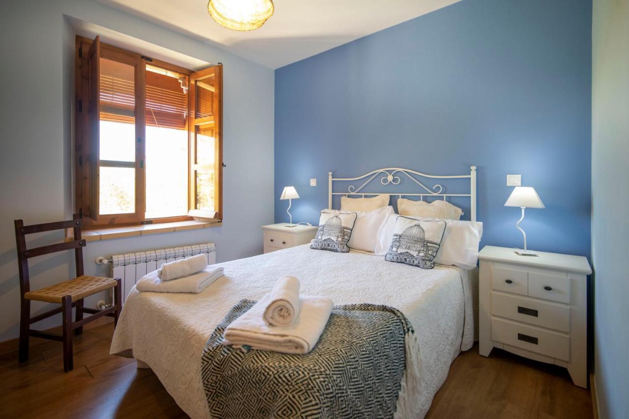 Apartamentos Ribera Del Duero Las Escuelas Vadocondes Exteriér fotografie